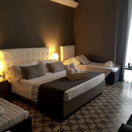 Bed and Breakfast Ottomood Ala Ovest Catania Centro Экстерьер фото